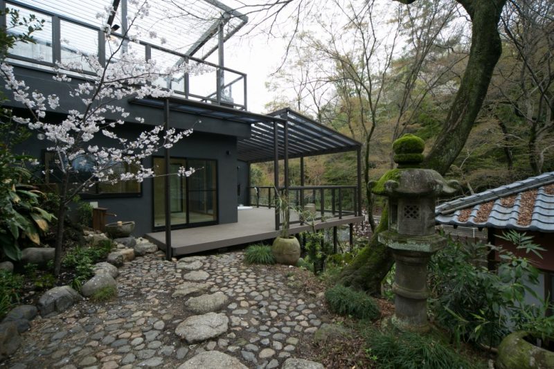 四季を愉しむリノベーション済平屋邸宅～１４７坪の庭園茶室付き～